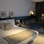 Otel Off *