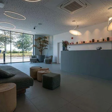 Ξενοδοχείο Off Βαβρ