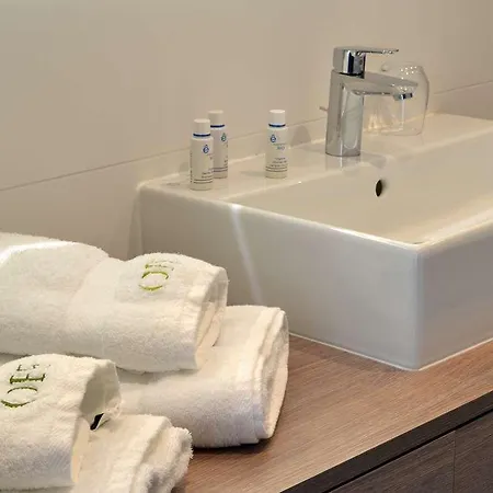 Ξενοδοχείο Off