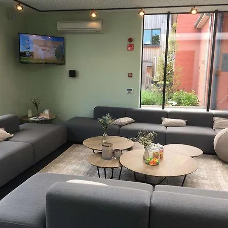 Ξενοδοχείο Off