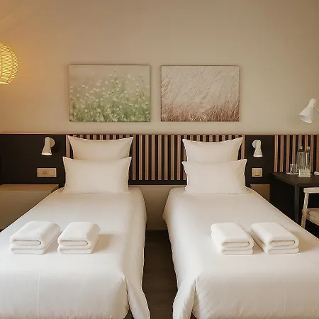 Off Ξενοδοχείο