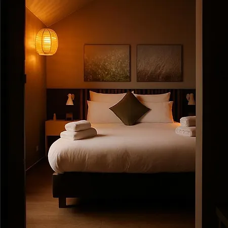 Off Ξενοδοχείο Βαβρ