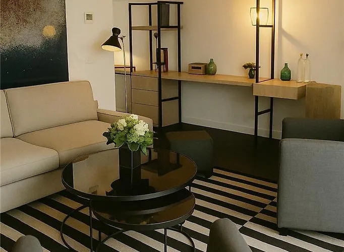 Off فندق فافري